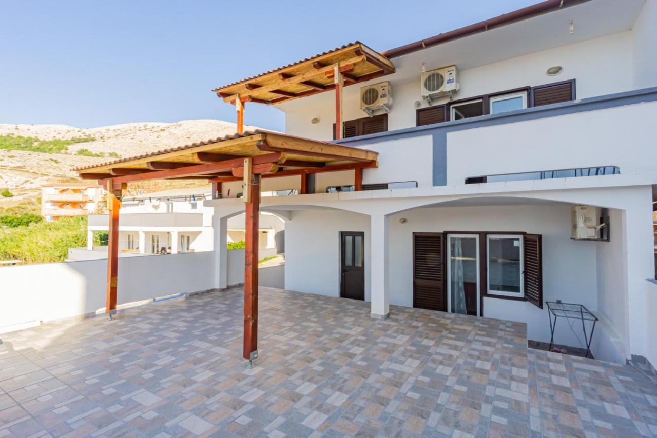 Apartamento Kob Orog Good Location With Sea Views And Modern Decor Metajna Exterior foto
