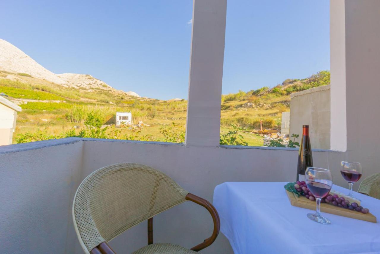 Apartamento Kob Orog Good Location With Sea Views And Modern Decor Metajna Exterior foto