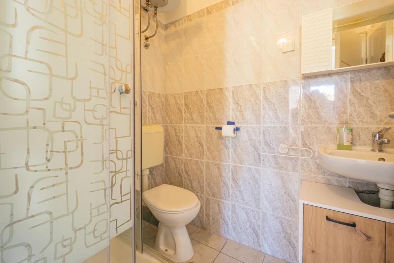 Apartamento Kob Orog Good Location With Sea Views And Modern Decor Metajna Exterior foto