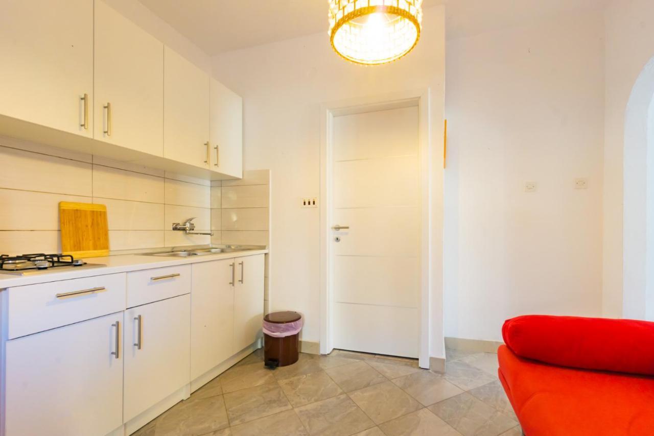 Apartamento Kob Orog Good Location With Sea Views And Modern Decor Metajna Exterior foto