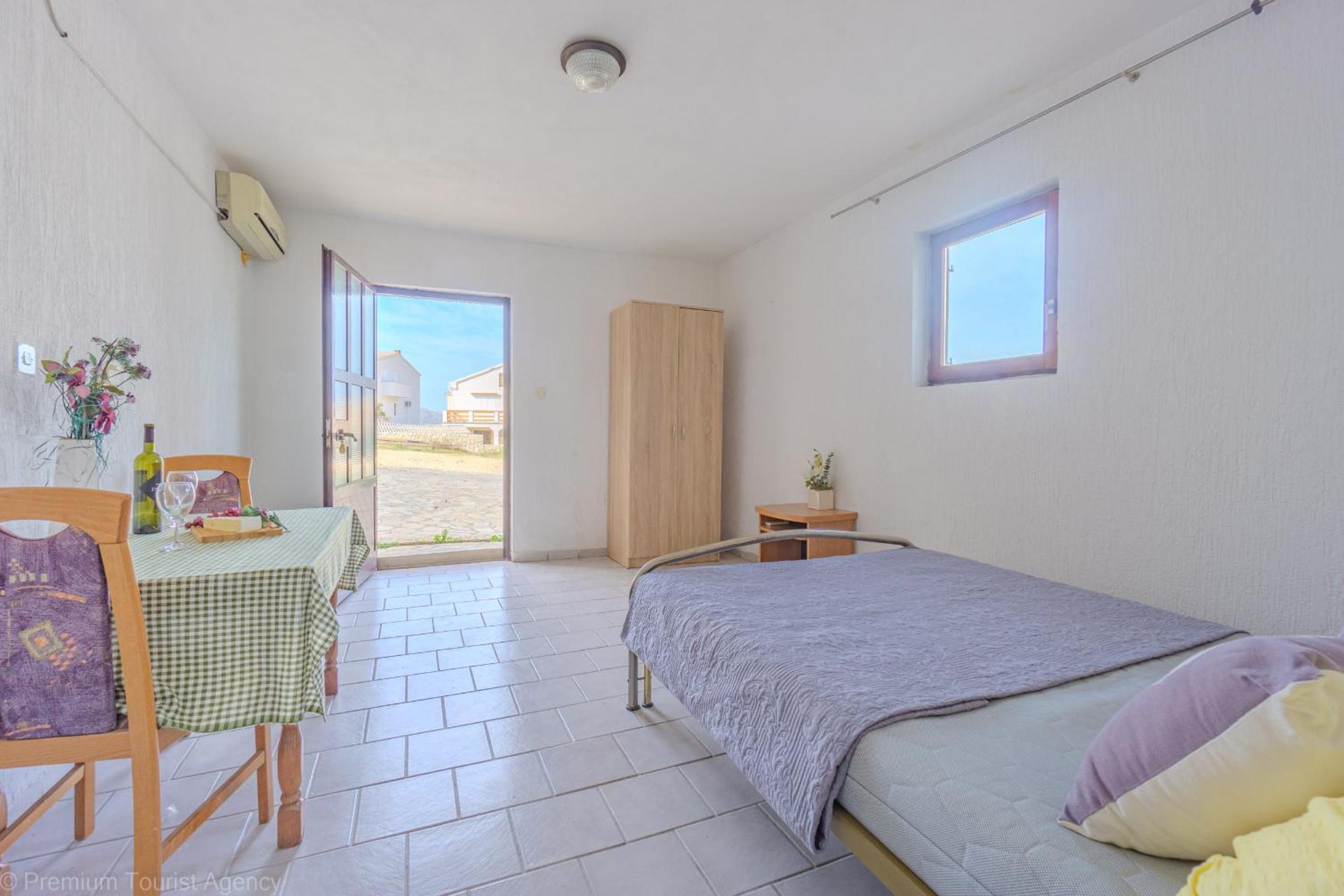 Apartamento Kob Orog Good Location With Sea Views And Modern Decor Metajna Exterior foto