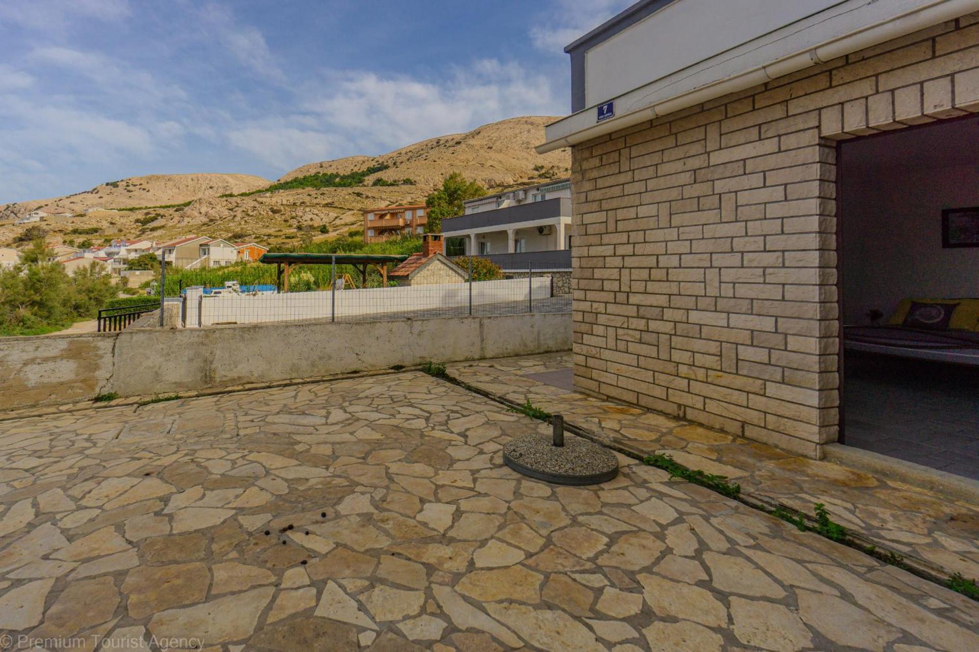Apartamento Kob Orog Good Location With Sea Views And Modern Decor Metajna Exterior foto