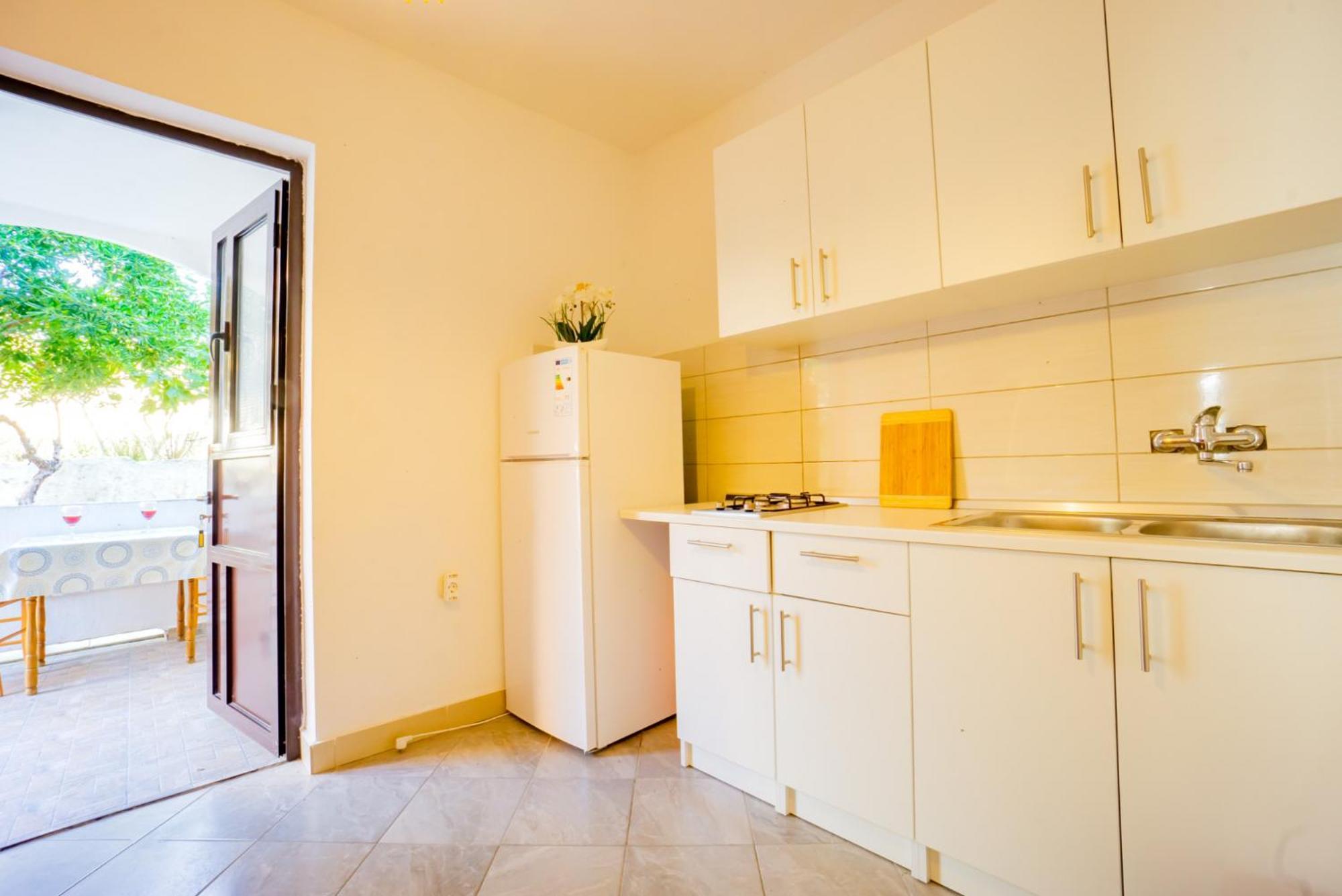 Apartamento Kob Orog Good Location With Sea Views And Modern Decor Metajna Habitación foto