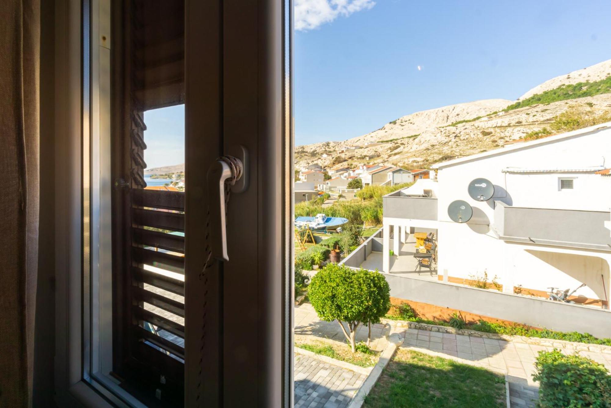 Apartamento Kob Orog Good Location With Sea Views And Modern Decor Metajna Habitación foto